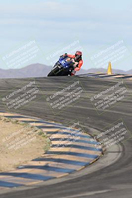 media/Nov-16-2025-Race Pace (Sun) [[8c5fa54630]]/Verified Riders/1-Turns 9 and 10 (925am)/